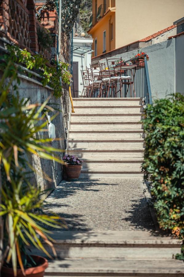 Bed and Breakfast Elegant R&B Floridia Таормина Экстерьер фото